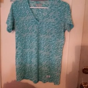 Under Armour semi fitted medium t-shirt